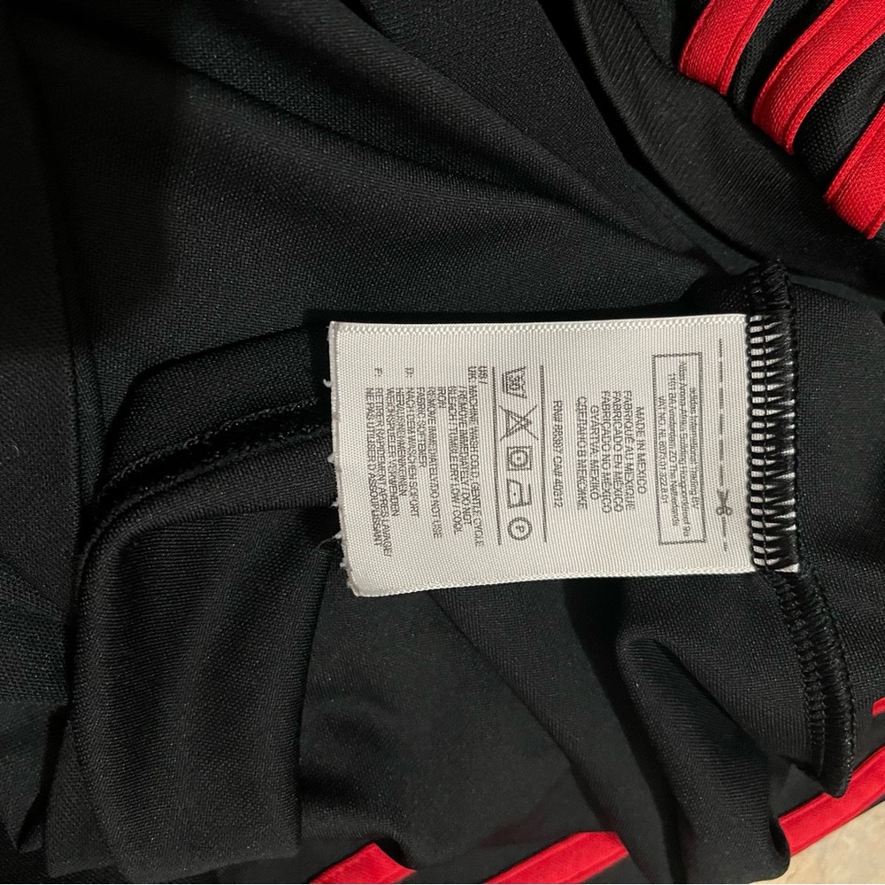 2011 Adidas México Jersey. - Picture 4 of 9